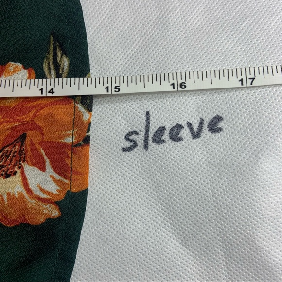 one clothing Blouse open back 3/4 Sleeve - Picture 6 of 9